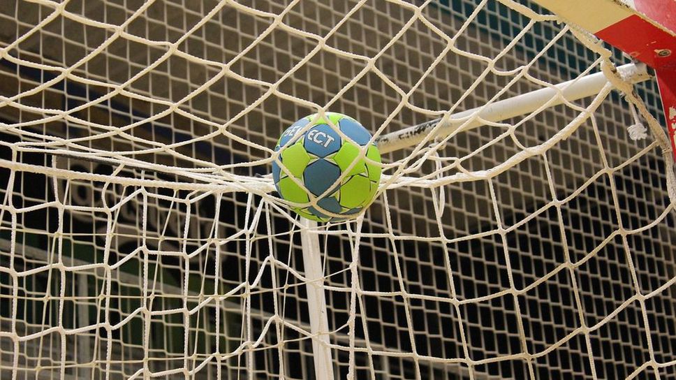 Женският национален отбор на Италия по хандбал загрява с контроли с Белгия за мачовете с България