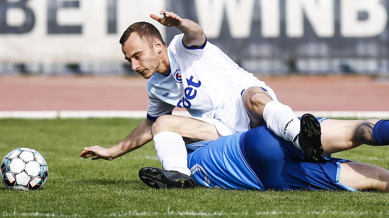 Почти цялата единадесеторка на Светкавица Търговище е извън терена Причината