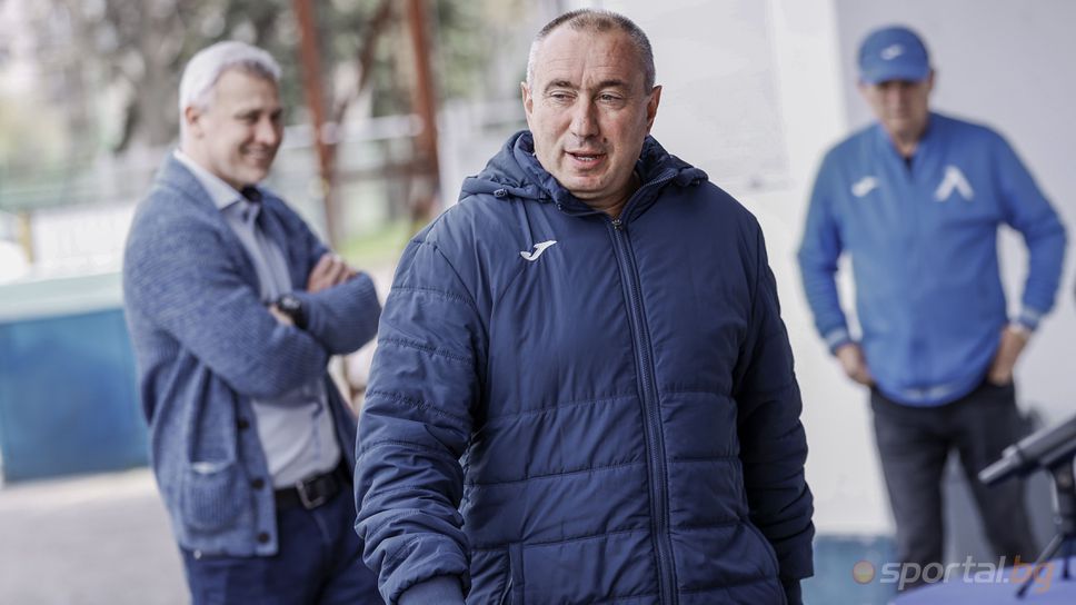 Стоилов: Искаме дублиращ отбор на Левски във Втора лига