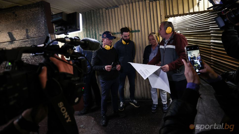 Двукратните олимпийски шампиони Мария Гроздева и Таню Киряков дадоха уроци