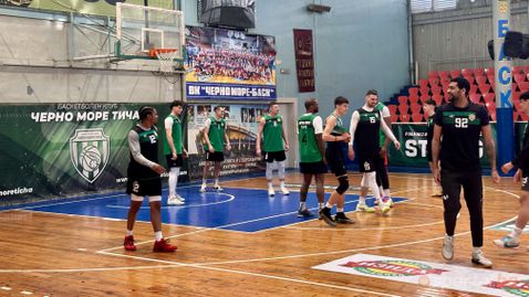  Черно море тренира с въодушевление, само че и с една въпросителна преди мача с Левски 