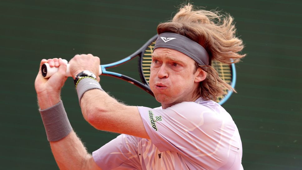 Лоренцо Музети и Андрей Рубльов се класираха за четвъртфиналите в Барселона