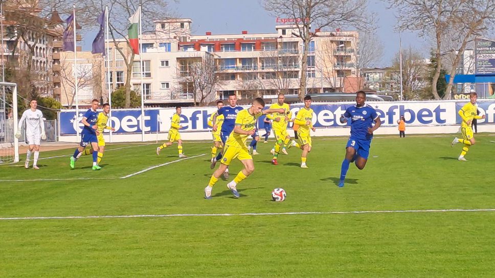 Черноморец и Лудогорец II не успяха да разбият нулите в Несебър