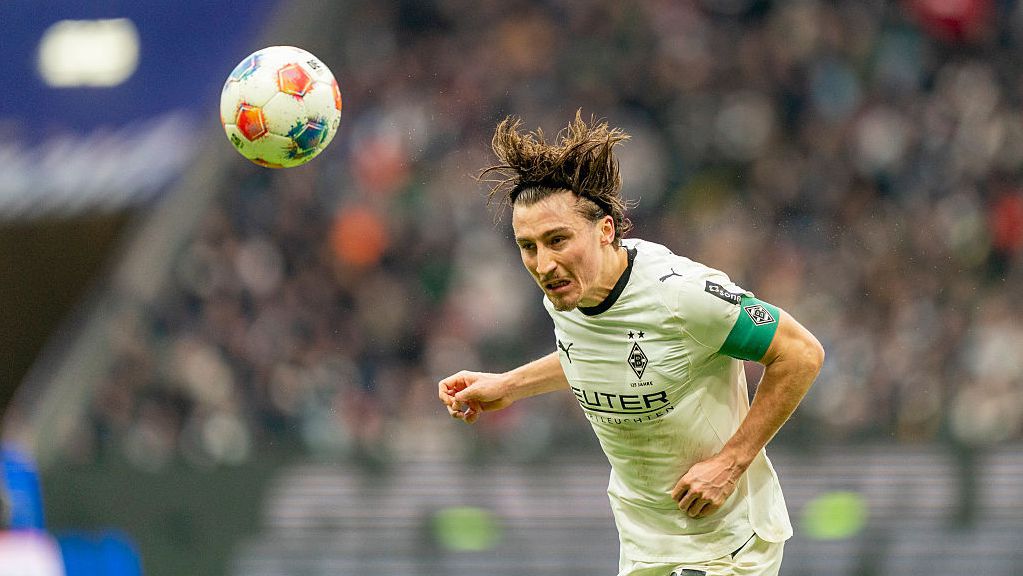 Капитанът на Борусия (Мьонхенгладбах) ще запази лентата си въпреки протестите на феновете