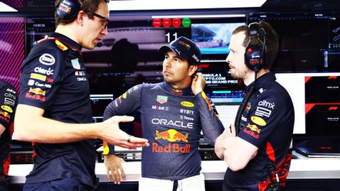  В Ред Бул предизвестиха Перес 