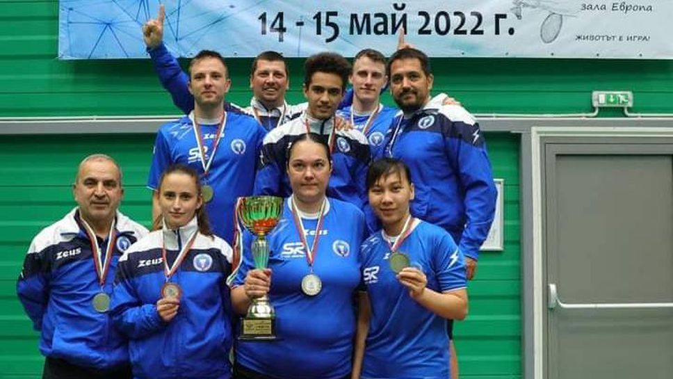 Левски-Люлин е шампион по бадминтон за смесени състави