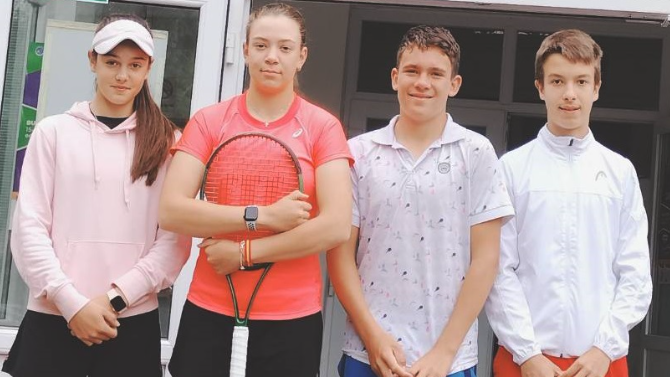 Отлично начало на българските таланти на турнир от Тенис Европа