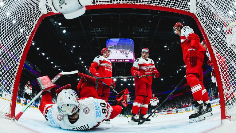Националният отбор на Дания постигна трета поредна победа на световното