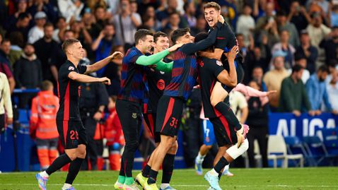  Щура наслада за Барселона в съблекалнята след извоюваната купа 