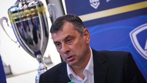 Николай Желязков още 3 години начело на Левски