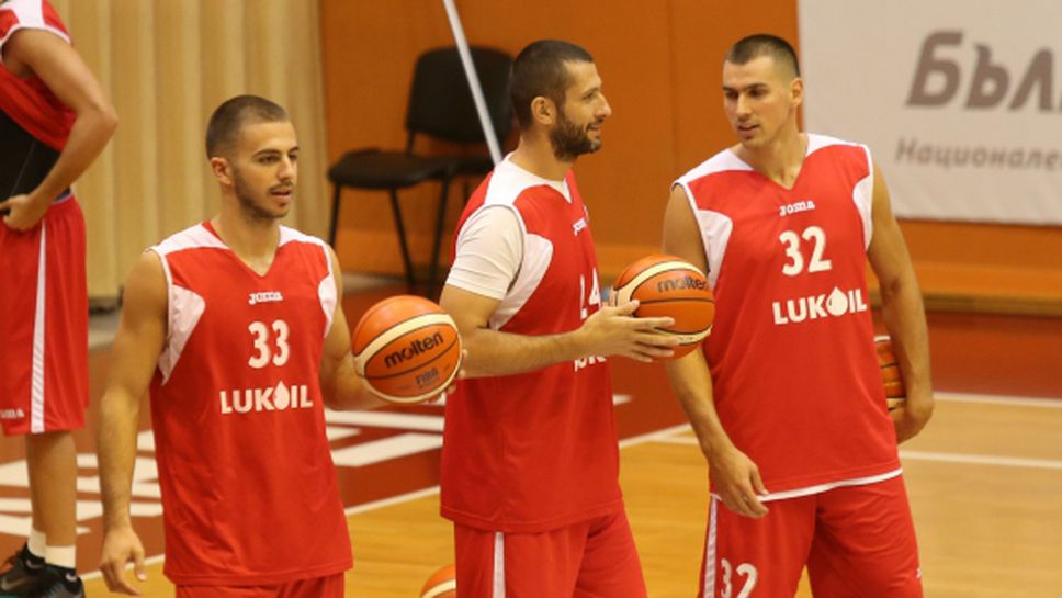 Лукойл ще разчита на двама българи за квалификациите в ШЛ
