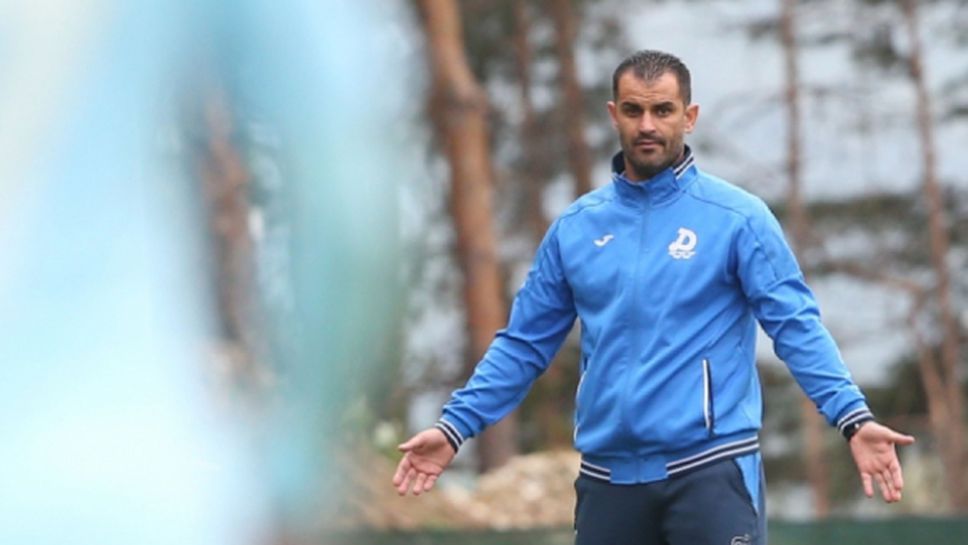 Треньорът на Дунав: Нямаме футболисти за Първа лига и купата на България