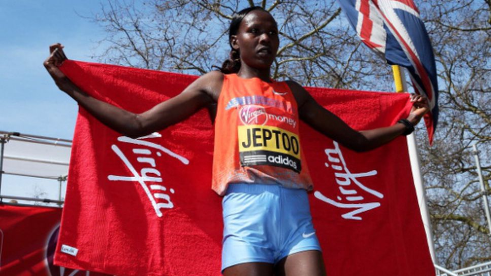 Приса Джепту гони победа на маратона в Амстердам