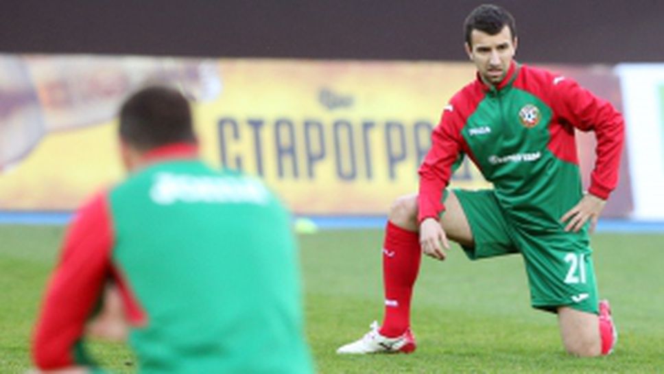 България победи Македония с 2:0 в Скопие