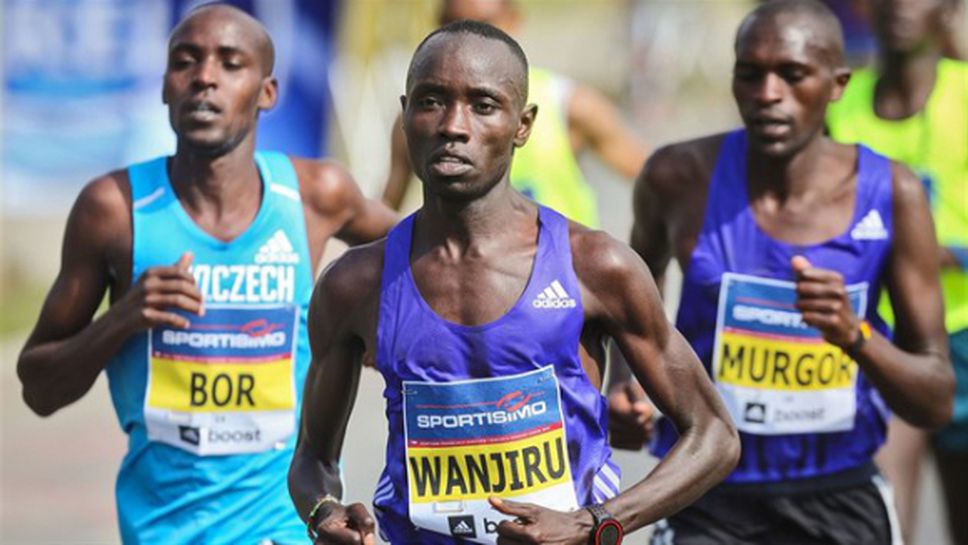 Уанджиру спечели маратона на Амстердам с рекорд на трасето