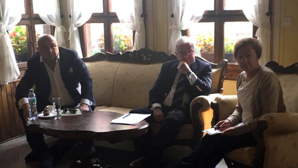 Министър Кралев присъства на среща за организацията на СП по гребане през 2018 г. в Пловдив