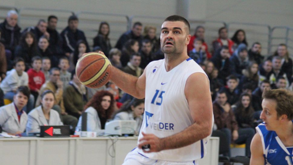 Васко Евтимов се оттегли от баскетбола