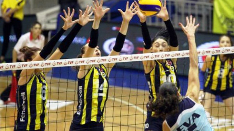 Ева Янева и Деси Николова започнаха със загуби в Турция