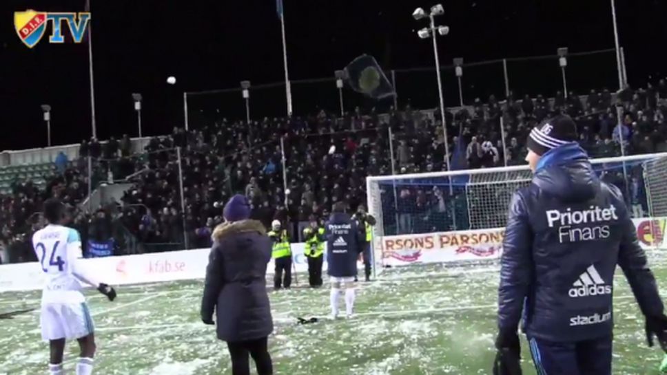 Бой със снежни топки между фенове и играчи в Швеция (видео)