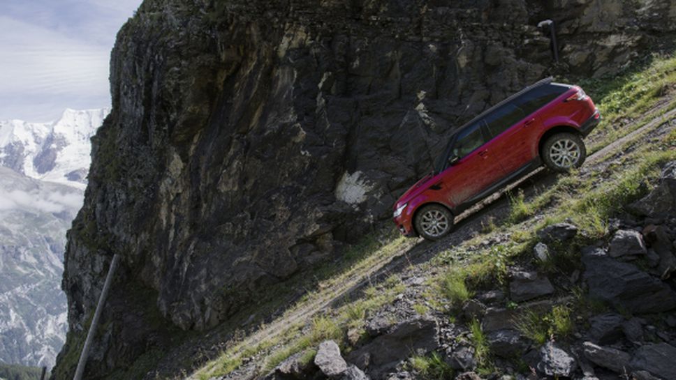 Range Rover Sport показа как се прави спускане по ски пистата "Инферно" (Видео)