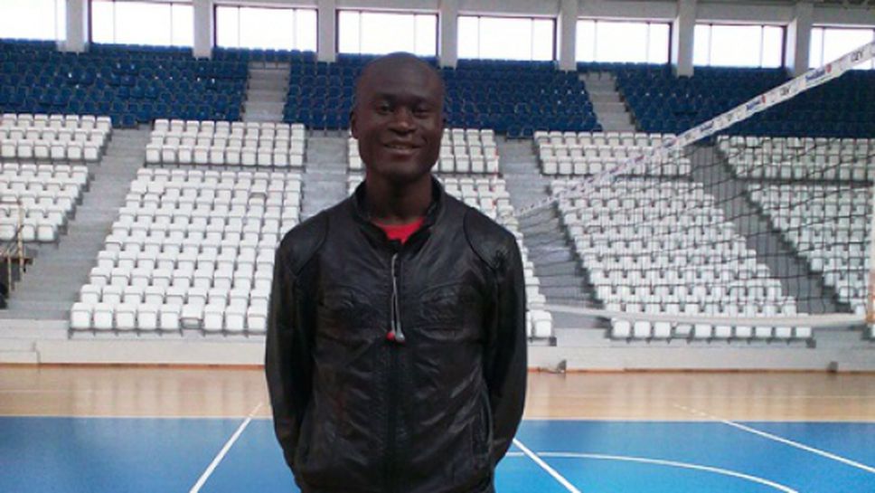 Угандиецът Окелло вече с право да играе за Марек Юнион-Ивкони