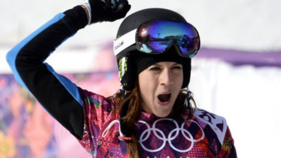 Олимпийска шампионка в сноуборда ще пропусне около месец от сезона заради контузия