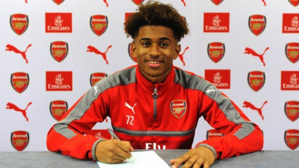 17-годишен талант подписа първи договор с Арсенал