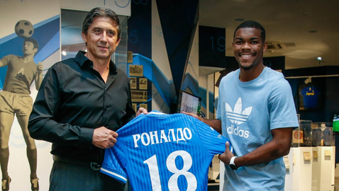  Официално: Левски подписа с Роналдо (видео) 