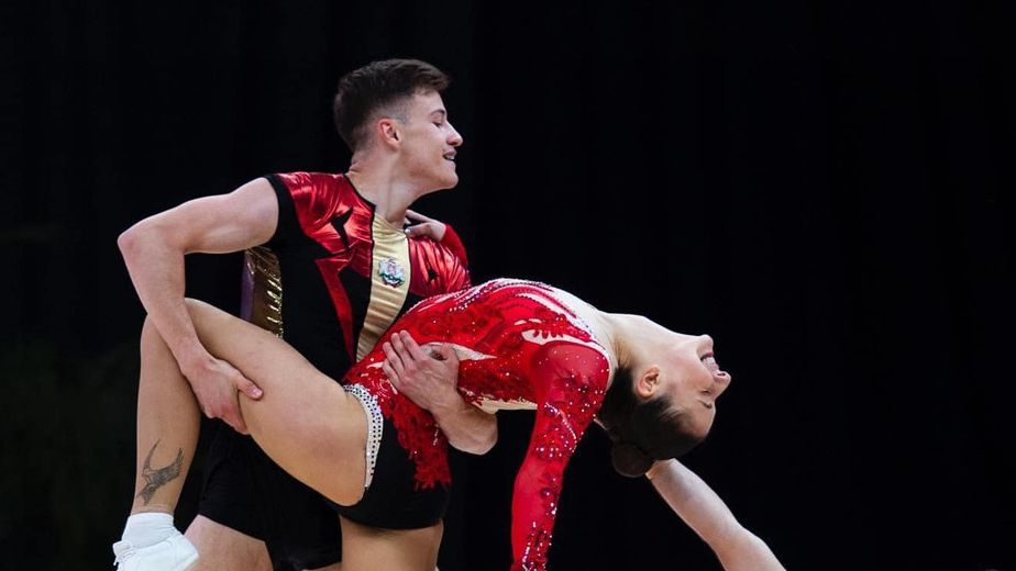 Световните шампиони Пашова, Папазов и Баротев спечелиха квалификациите на първенството на планетата по спортна аеробика в Португалия