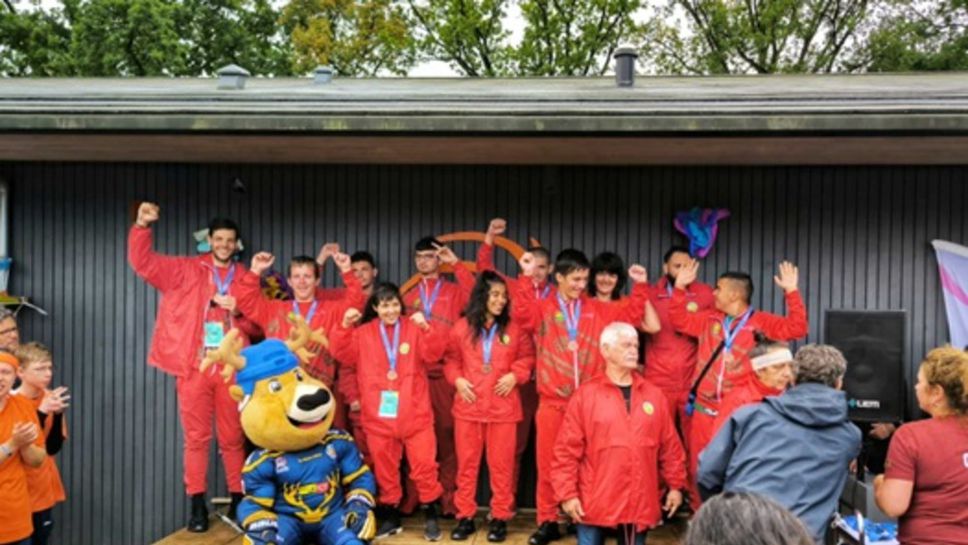 Отборът ни по хокей на трева за хора с увреждания спечели бронз в Нидерландия