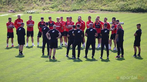 ЦСКА подновява тренировки в понеделник