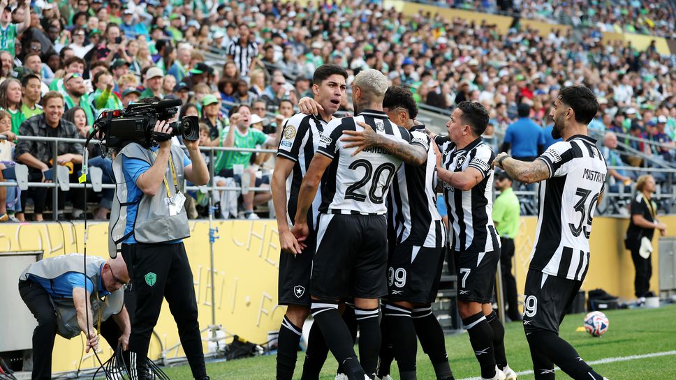 Ботафого 2:0 Сиатъл Саундърс, начало на второто полувреме