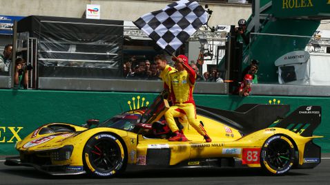  Проблем в скоростната кутия едвам не лиши Ферари от третата поредна победа в Льо Ман 