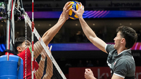  Симеон Николов е №1 на начален удар във VNL 