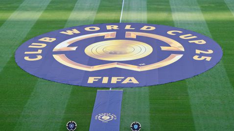 Какви са критериите за по-предно класиране при отбори с равни точки в групите на Световното клубно първенство?