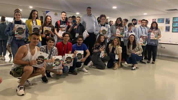 Любо Ганев разговаря с 90 младежи за спорта като алтернатива на съвременните зависимости