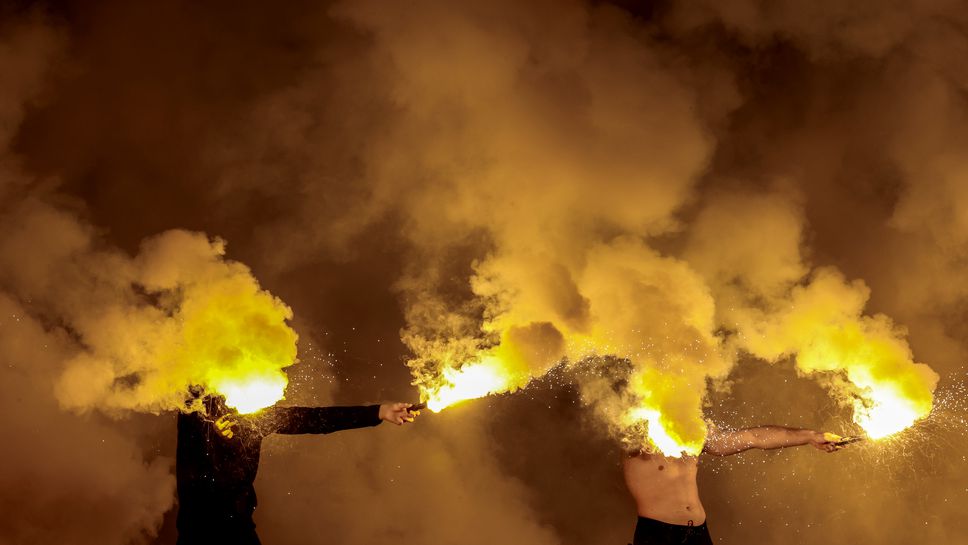 Огнена подкрепа за Левски срещу соколите