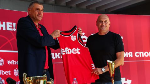  Росен Барчовски е новият старши треньор на баскетболния ЦСКА 