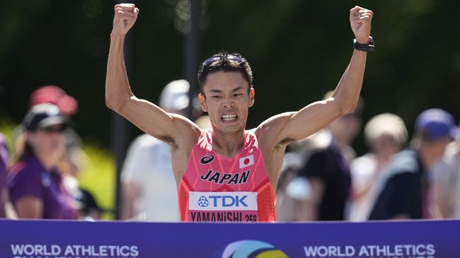 26 годишният Яманиши завърши с личен рекорд от 1 19 07 час и