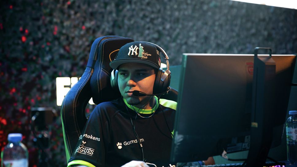 Imperial се сбогува с Енрике "⁠HEN1⁠" Телес