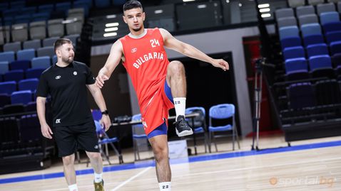  Лъчезар Тошков сменя Стоименов в националния тим 