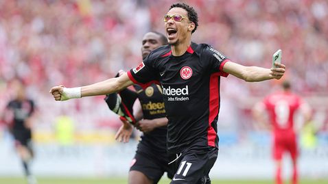  Ливърпул се задейства и за Екитике 