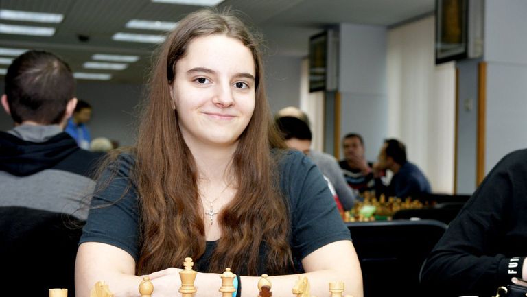 17 годишната Надя Тончева завърши на 9 о място на Европейското първенство