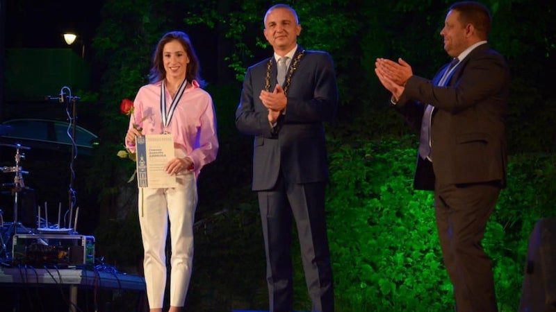 Симона Дянкова и треньорите й станаха почетни граждани на Варна