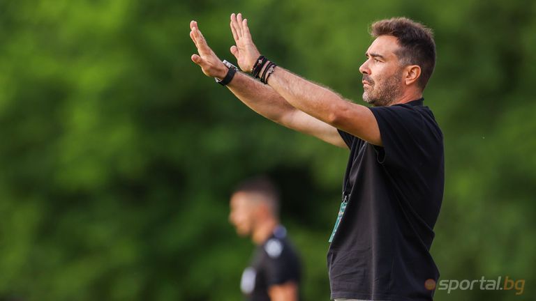 Акис Вавалис ще продължи треньорската си кариера в гръцкия футболен