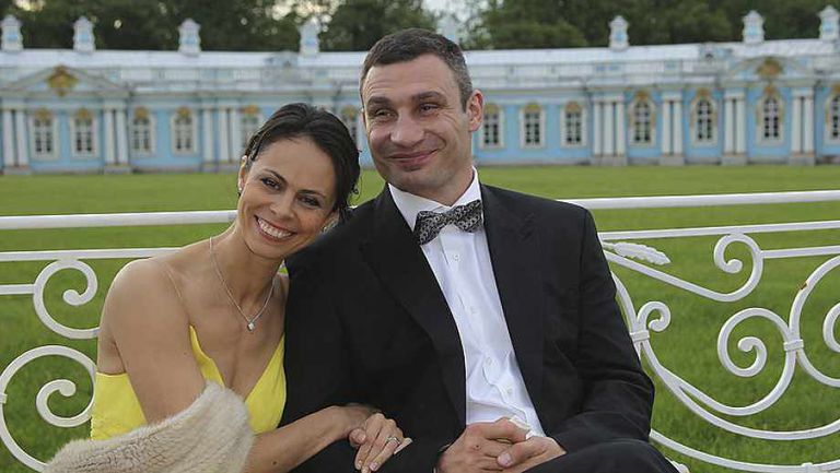Виталий Кличко се развежда след 26 години брак