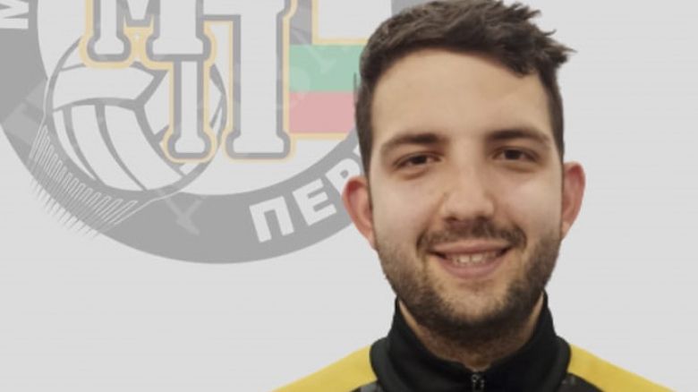 Мартин Михайлов начело на Миньор (Перник) и през новия сезон