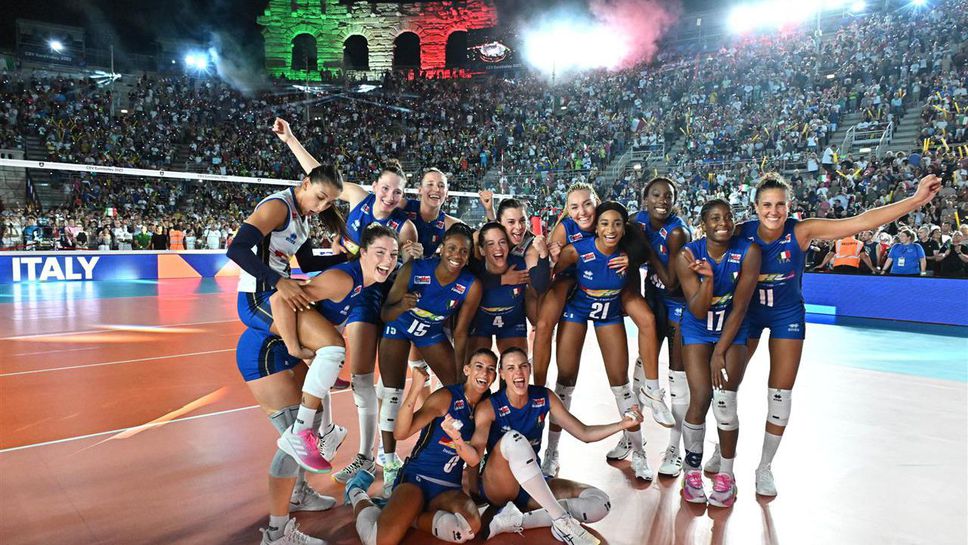 Италия не остави шанс на Румъния на старта на Евроволей 2023 в "Арена ди Верона"