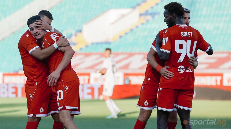 Следете в Sportal.bg всичко около гостуването на ЦСКА в Крит