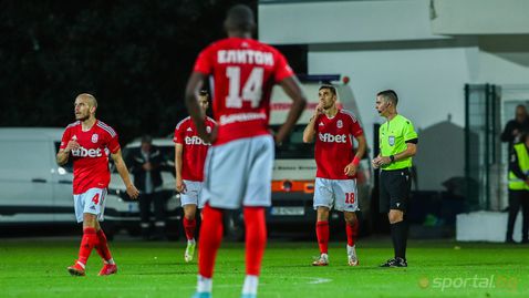  ЦСКА 1948 стигна до измъчена победа против Септември, Чочев още веднъж воин за 